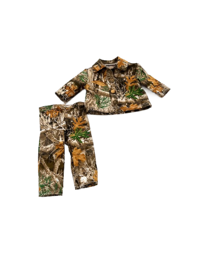 Gender Neutrol Camo Outfit